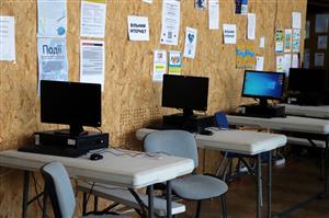 Uprchlíci z Ukrajiny mají na KACPU k dispozici též počítače