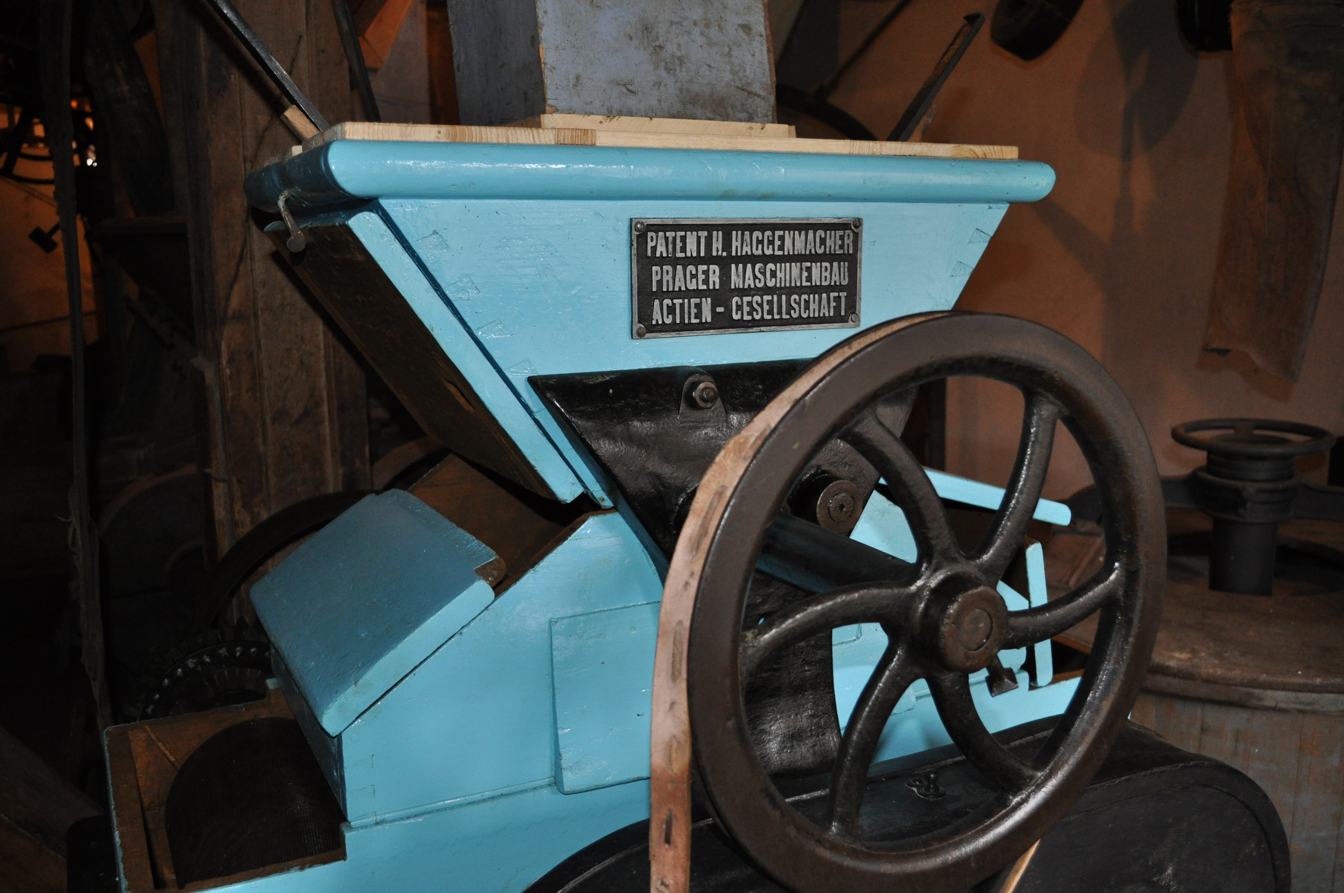 Vernerův mlýn - válcová stolice po opravě a konzervaci