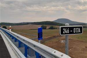 Nová komunikace u města Roudnice nad Labem