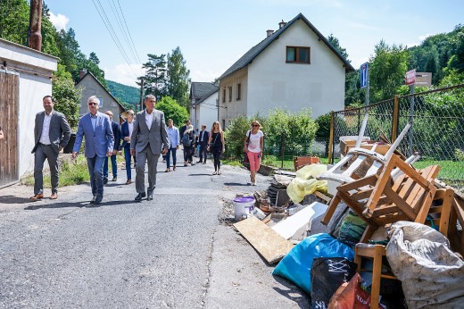 Premiér Andrej Babiš navštívil v úterý 27. července 2021 Ústecký kraj