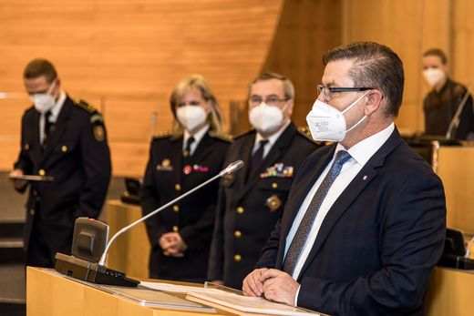 dobrovolní hasiči dostali medaile