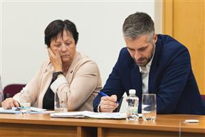 Lubomíra Mejstříková, 1. náměstkyně hejtmana a Marcel Kucr, vedoucí oddělení krizového řízení