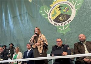 První školní den na Střední lesnické a odborné škole zahájila 1. náměstkyně hejtmana Jindra Zalabáková