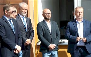 Slavnostního otevření se účastnil i hejtman Richard Brabec (vpravo)