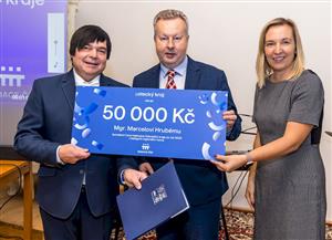 Marcel Hrubý (vlevo) se stará na Děčínsku o sakrální památky