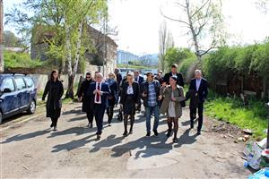 V rámci návštěvy Ústeckého kraje se zástupci komise a ministerstev seznámili s vyloučenou lokalitou Předlice