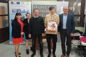 Úspěšný tým reprezentující školu SOŠ Litvínov - Hamr na soutěži truhlářů