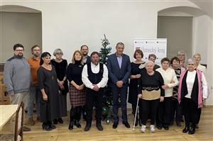 Z Chomutova přijel ocenění převzít Klub šité krajky při Oblastním muzeu Chomutov