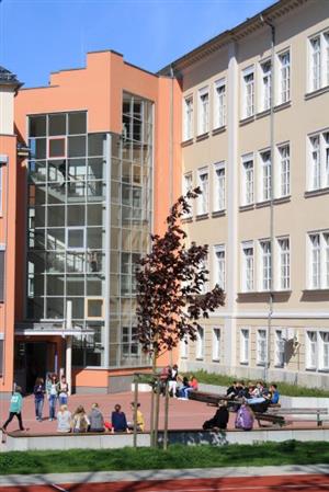 Gymnázium Fr. Schillera v Pirně