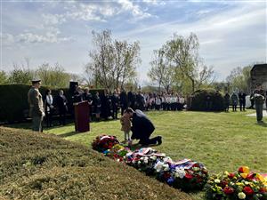 Pietní akt připomněl 313 obětí pochodu smrti v Bohosudově